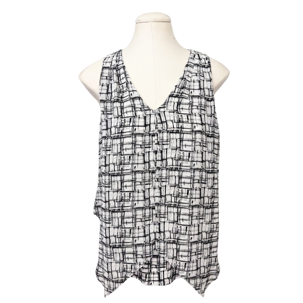 White House Black Market Women's Long Blouse Top Angled Lines Layered Chiffon XS